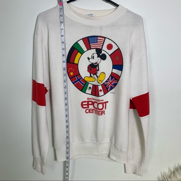 Vintage 1982 Mickey Mouse sweatshirt - Picture 6 of 13